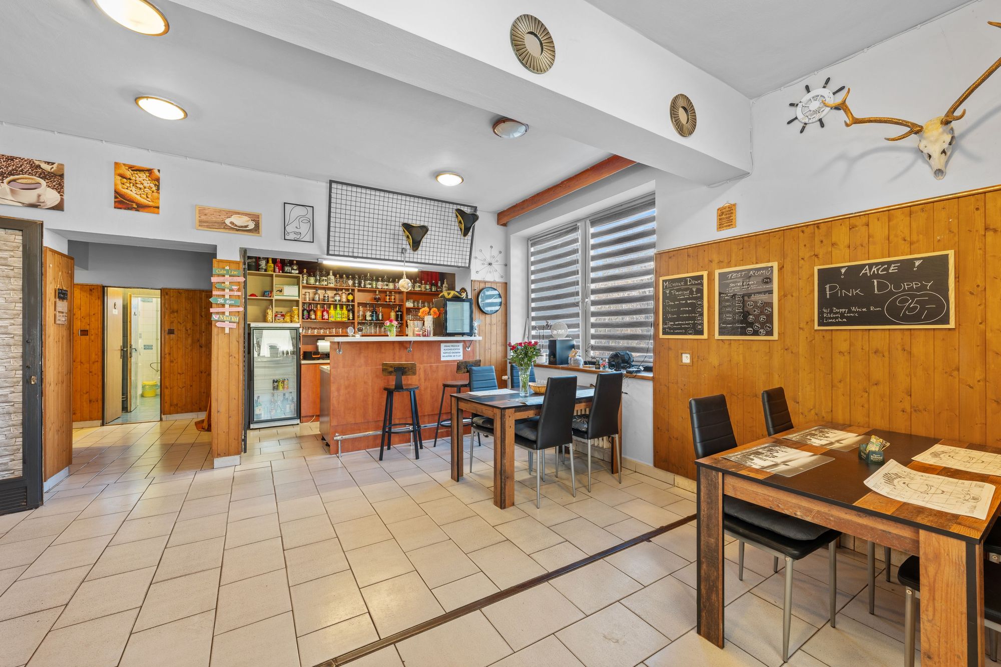 Restaurace s bydlením · Moravská Nová Ves — fotografie 7