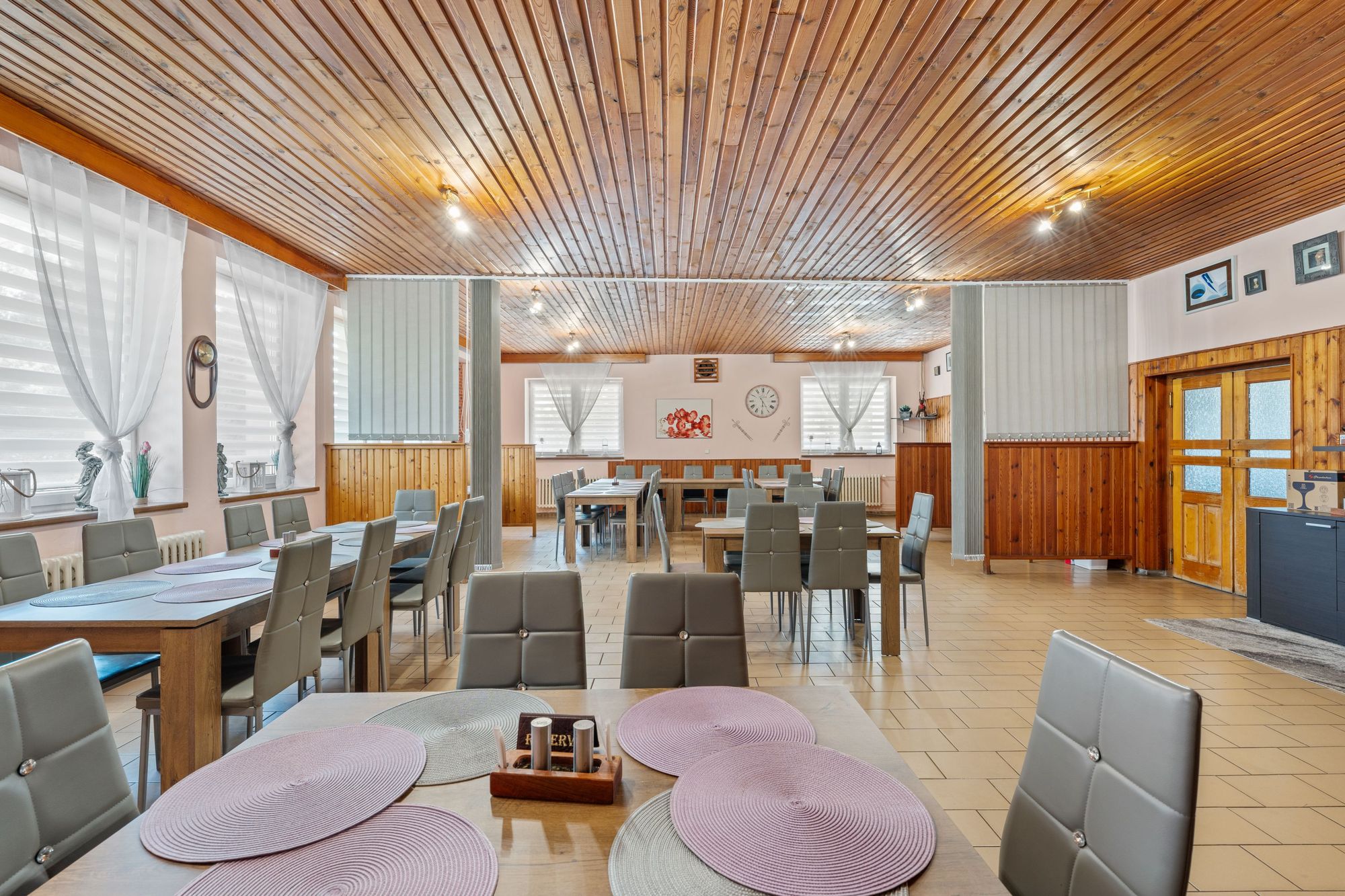 Restaurace s bydlením · Moravská Nová Ves — fotografie 11